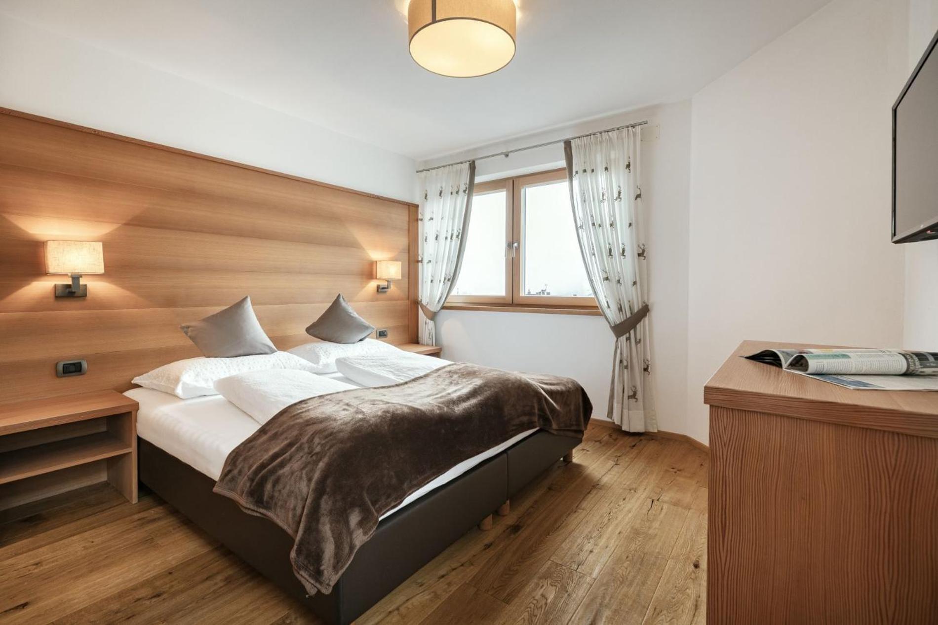 Apartments Burvel セルヴァ・ディ・ヴァル・ガルデーナ 部屋 写真